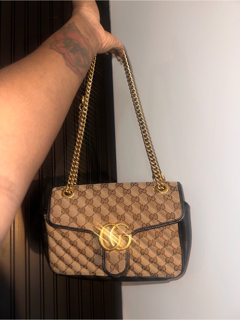 Gucci Brown Beige GG Canvas Shoulder Bag with Gold Chain - Picture 4 of 5